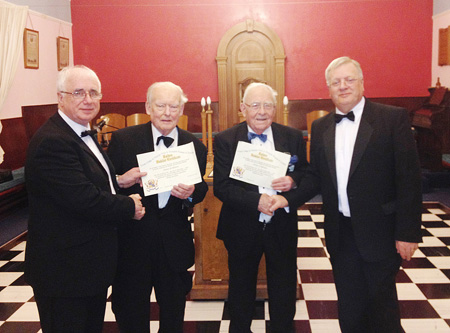 RWBro Lee with the honoured brethren